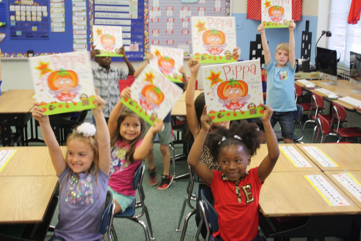 Reading to Pleasant Grove Elementary